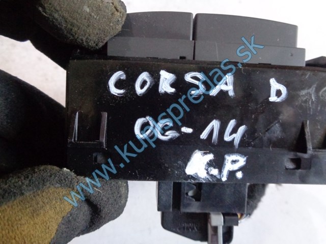 vypínač na výstražné smerovky na opel corsu D, 13189529